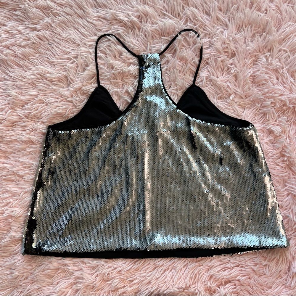 Chaser Sequin Top 💗 Black and Silver 💗 NWT 💗 small